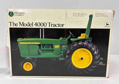 Ertl John Deere Model 4000 HD WF Precision Classic No. 5 Tractor