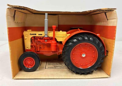 Ertl Case 600 WF Tractor