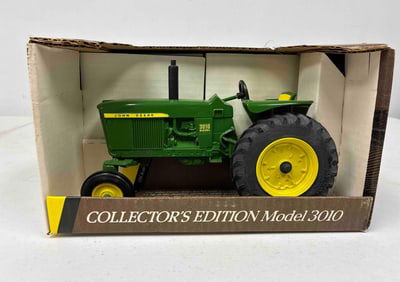 Ertl John Deere 1960 Model 3010 WF Blue Print Replica Collector Edition Tractor