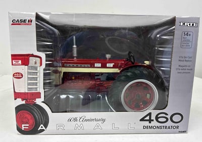 Ertl Case IH Farmall 460 Demonstrator 60th Ann. Special Collector NF Tractor