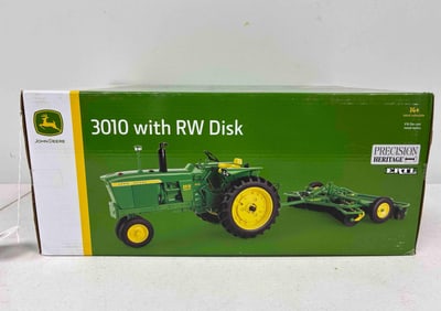 Ertl John Deere NF HD 3010 w/ RW DIsk Attachment Precision Heritage Edition