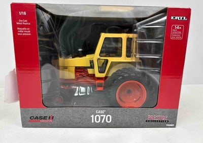 Ertl Case IH 1070 HD Prestige Collection Edition Tractor