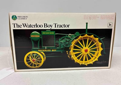 Ertl John Deere Precision Classic No. 15 Waterloo Boy Steel Wheel Tractor