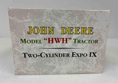 Ertl John Deere Model HWH Special Collector Edition 1999 Two Cylinder Expo Edition