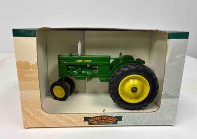 Spec Cast John Deere NF MT Tractor Collector Edition