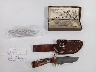 Lot of Knives Inc. Vietnam Memorial, Survival and Damascus Fixed Blade Knife Lot