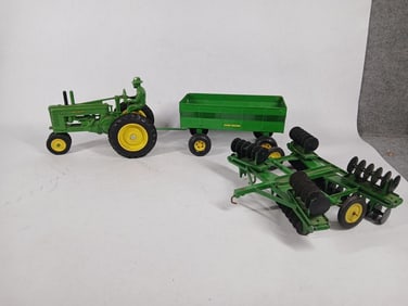 John Deere Farm Toy Lot Inc. JD NF Model A w/ Driver, Gravity Wagon and Disc