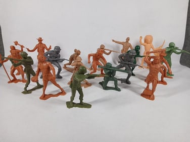 Louis Marx & Co. Vintage Fort Apache Play Set Figurines Inc. Cowboys, Indians and Military Men
