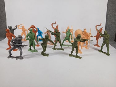 Louis Marx & Co. Vintage Fort Apache Play Set Figurines Inc. Cowboys, Indians and Military Men