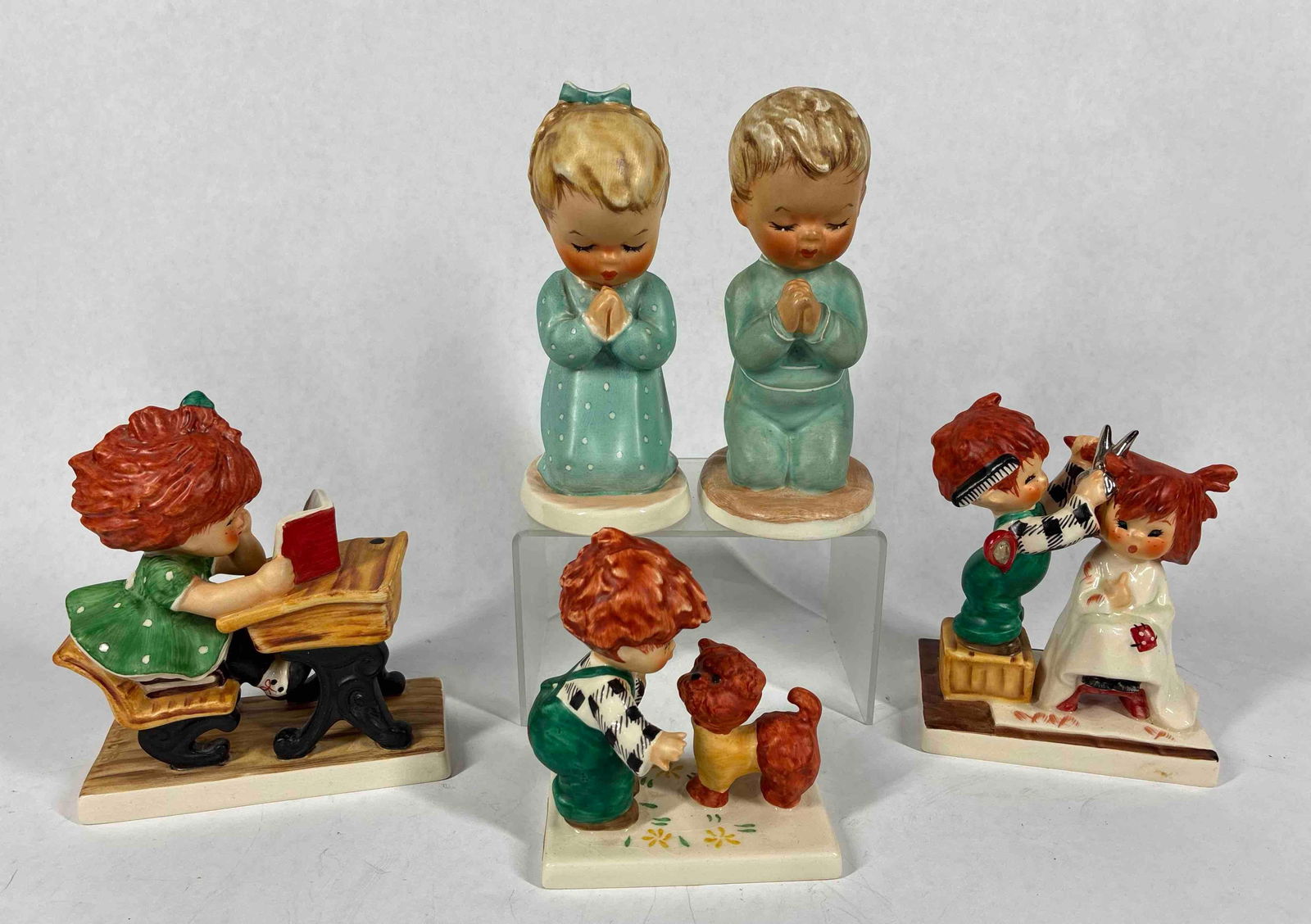 Goebel Redhead FIgurines & Childs Prayer: Byi series Gobel figures all in good condition
