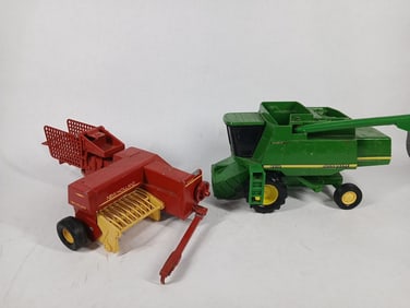 John Deere 9510 Combine & New Holland Hay Baler Farm Toy Lot