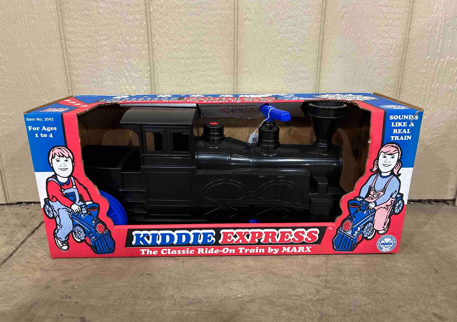 Louis Marx & Co. Marx Kiddie Express Classic Ride on Train (1 of 6)