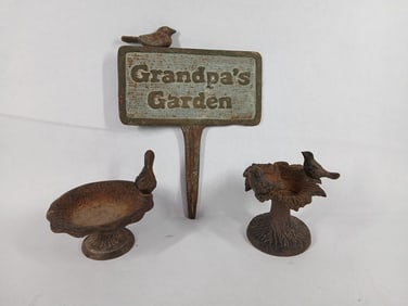 Cast Iron Garden Signand Mini Birdbaths