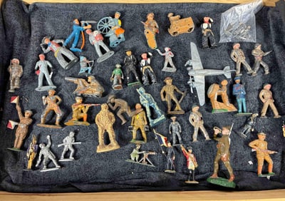 WW2 Lead Soldiers