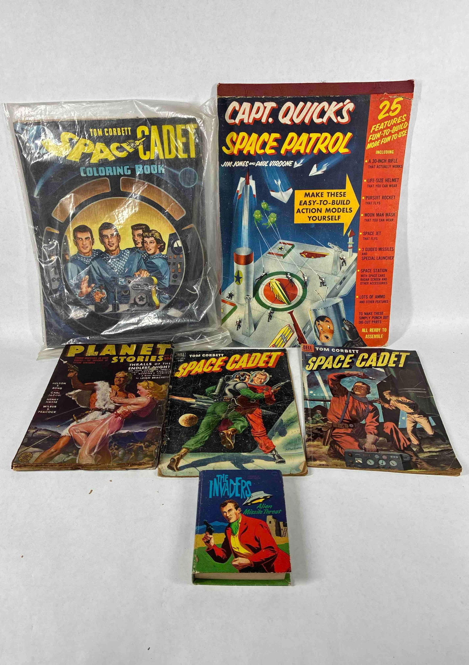 Space and Planet Readers, Comics and More Inc. The Invaders, Capt. Quicks, Space Cadet (1 of 5)