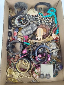 Ladies Fashion Bracelets