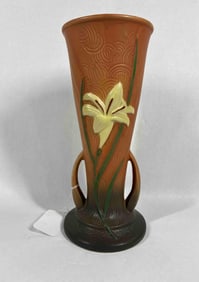 Roseville Sienna Zephyr Lily Vase