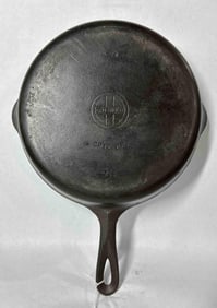 Griswold #8 Cast Iron Skillet