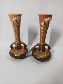 Roseville Freesia Brown Bud Vases