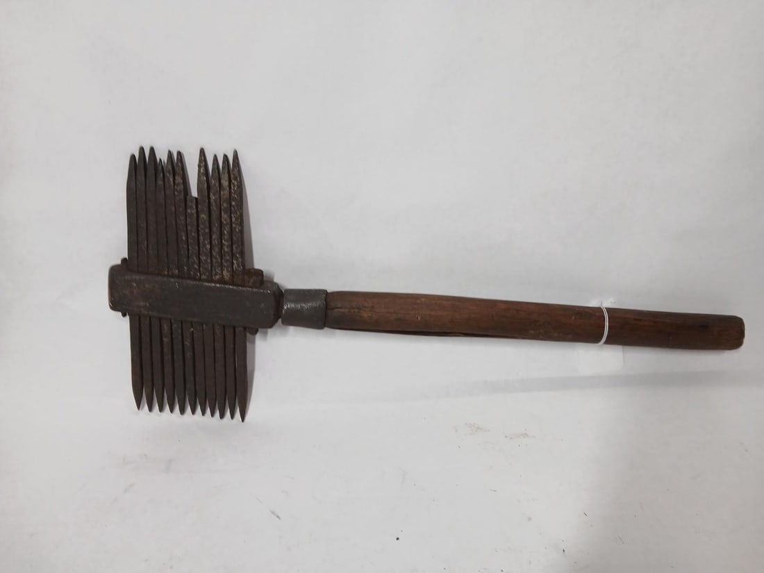Hand Forged Iron Blade Stone Crandle: One time is broke off, wood handle and iron head. 10x23
