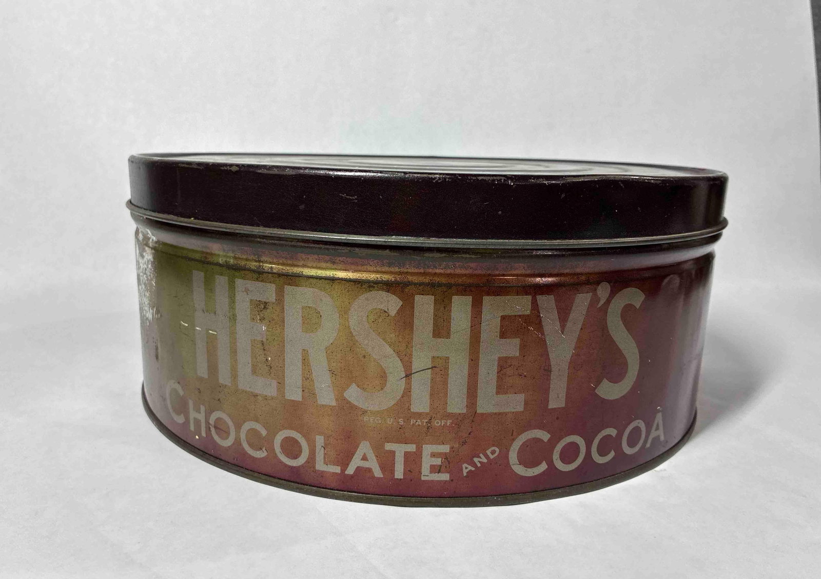 Hersheys Chocolates Tin: 12 inches diameter