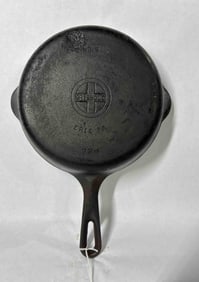 Griswold #5 Cast Iron Skillet