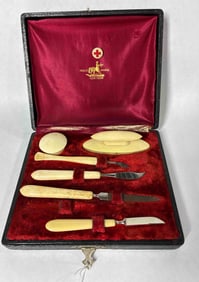 WW2 Centaur Natural Material Manicure Set