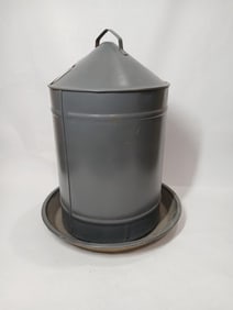Great old Chick Waterer
