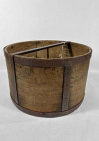 Early American Bentwood Grain Measure