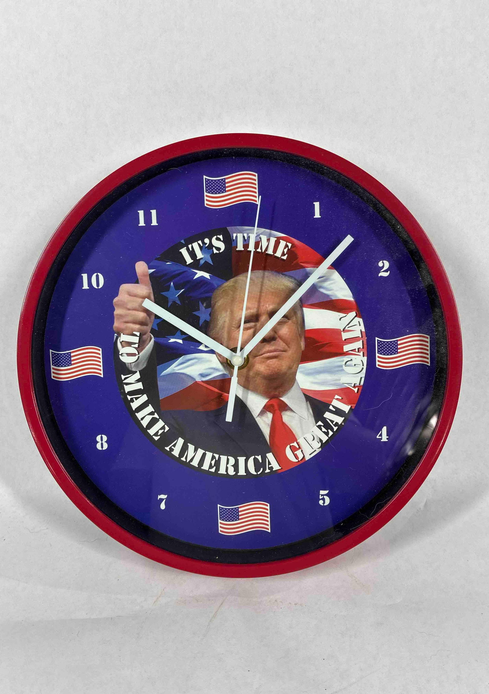 Make America Great Again Donald Trump Battery Op Talking CLock: 10 D 