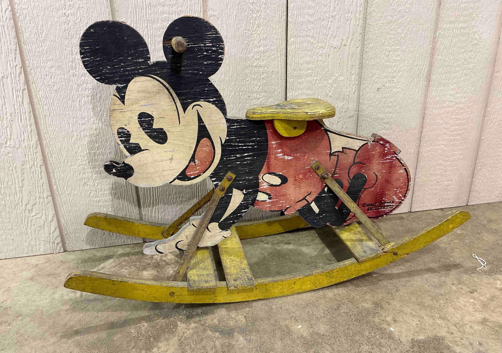 Walt Disneys Mickey Mouse Rocking Horse (1 of 8)