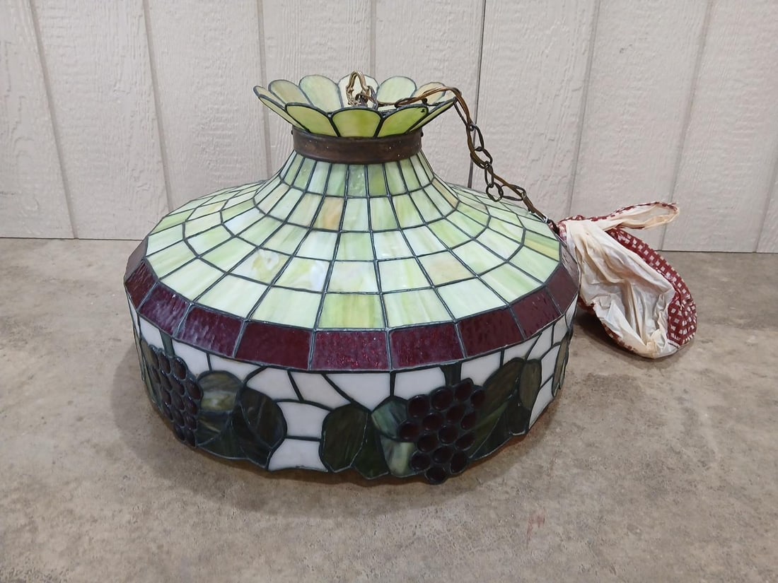 Large Stained Glass Grape Leaf Globe: Includes hanging chain. All glass appear to be in good condition. 23 inch diameter