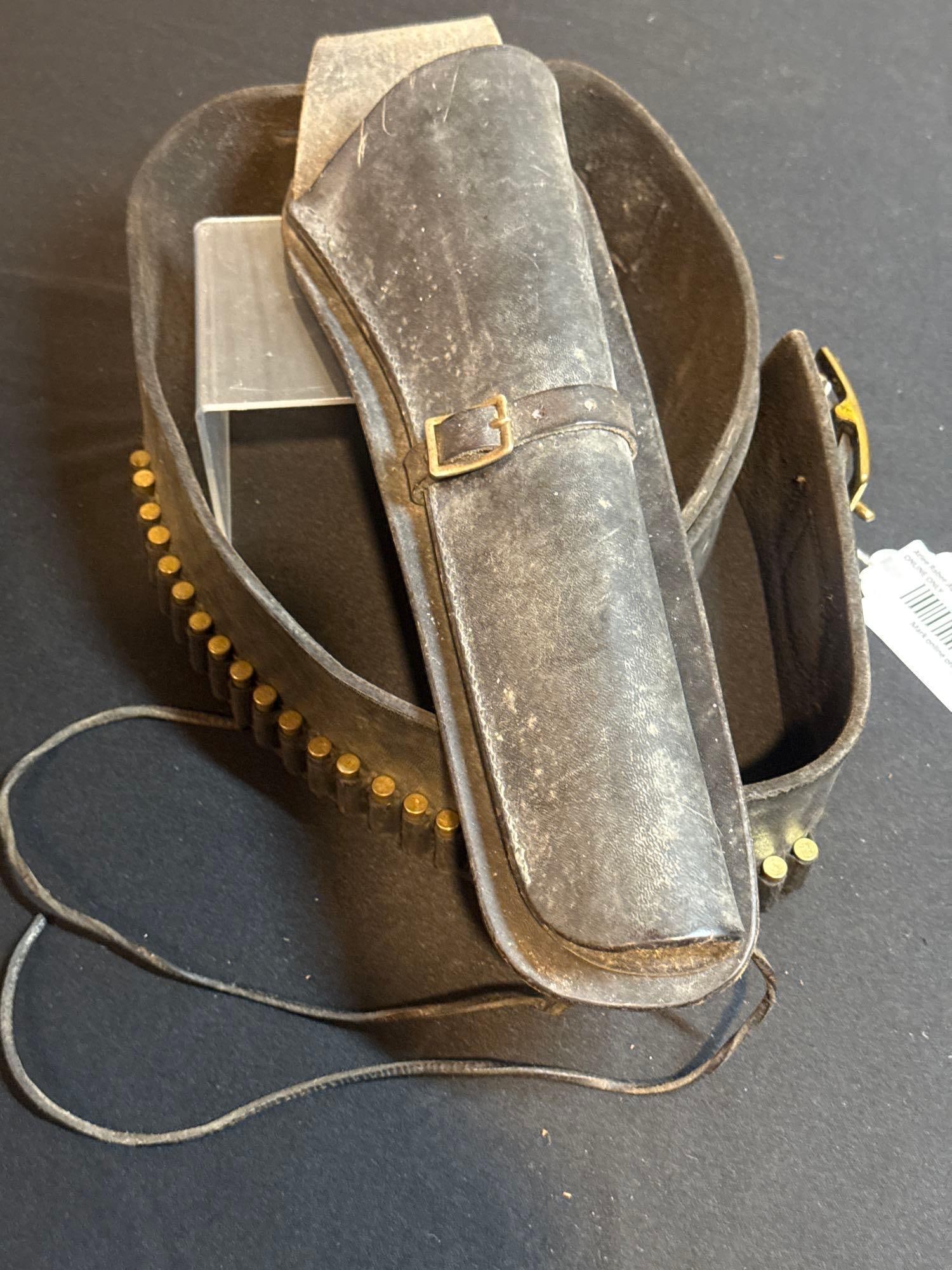 BLACK LEATHER HOLSTER WITH AMMO BELT: HUNTER BRAND, HOLSTER APPEARS TO BE FOR A LONGER TYPE PISTOL AT 10 INCHES LONG. APPROX 32 INCH WAIST.