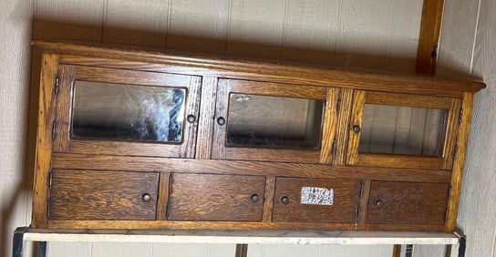 OAK 7 DOOR HUTCH TOP