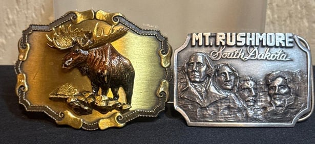 MOOSE AND MT RUSHMORE BELT BUCKLES