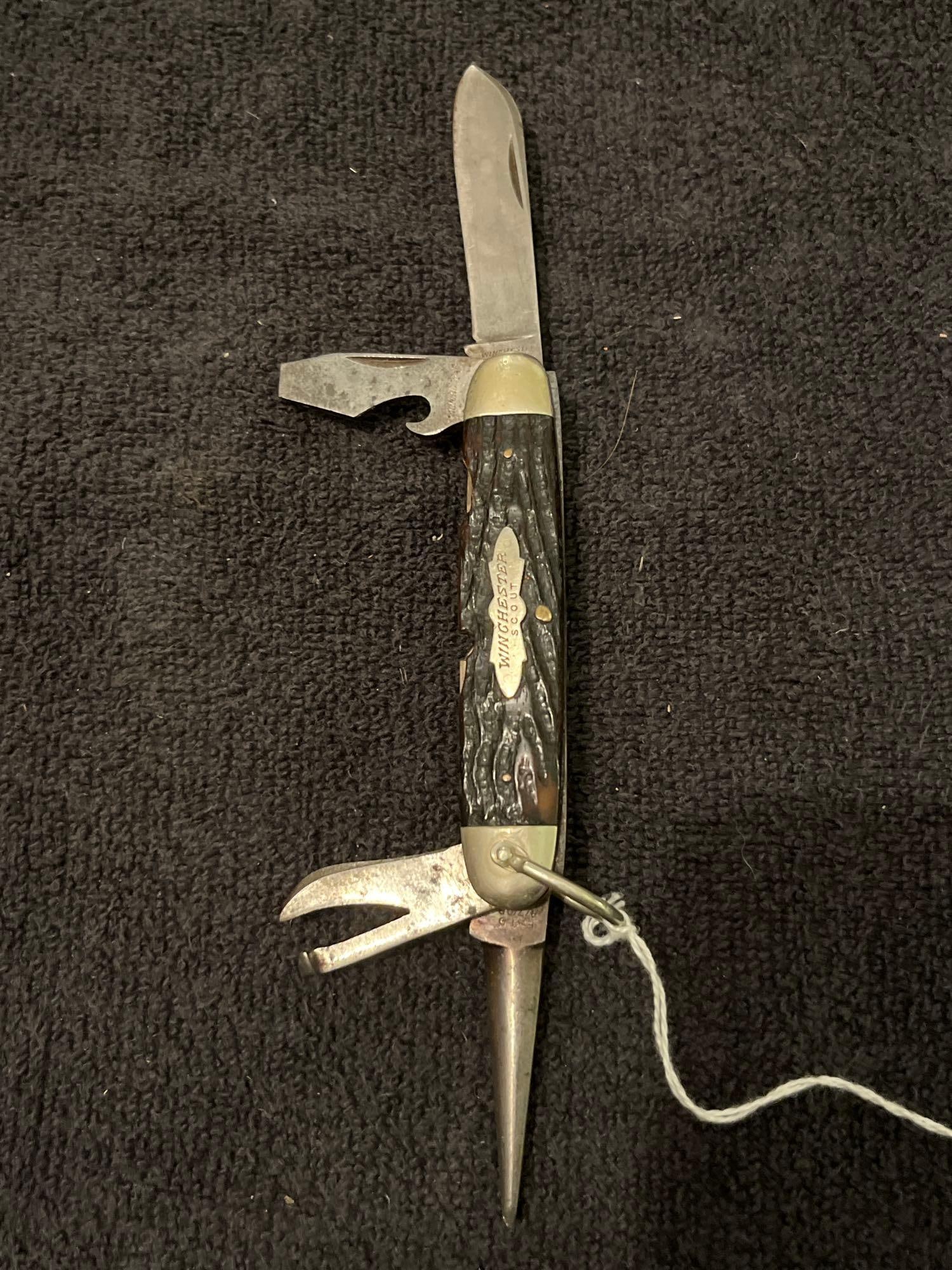 WINCHESTER SCOUT POCKET KNIFE (1 of 5)
