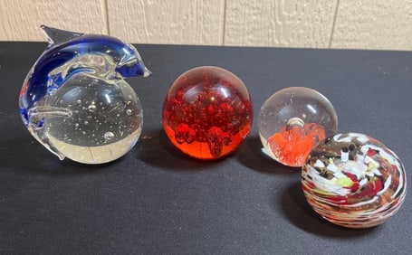 HAND BLOWN ART GLASS PAPERWEIGHTS
