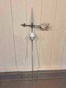 WEATHER VANE W DIRECTIONAL ARROW