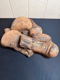 TUF-WEAR LEATHER BOXING GLOVES