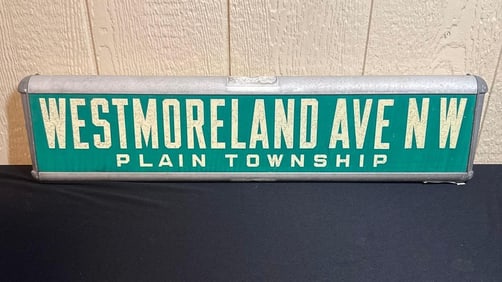 WESTMORELAND AVE STREET SIGN