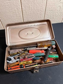 METAL TOOL BOX WITH TOOLS
