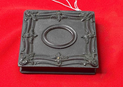 Geometric Scroll Union Case