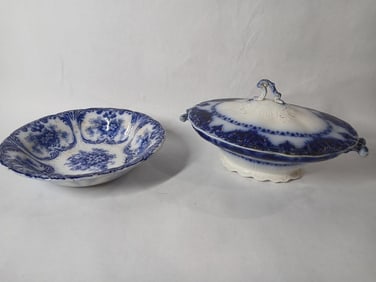 Albany Royal Flow Blue Tureen England Johnson Bros.and Serving Bowl