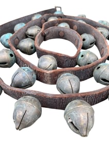Antique 27 Conical Acorn Shaped Brass Horse Sleigh Bell Musical Jingle Bells Winter Snow Strap