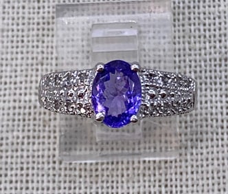 Lovely 14k White Gold Oval Tanzanite and Diamond Ring