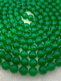 Superb 90 inch Circumference Emerald Green Jadeite Bead Single Stand Necklace