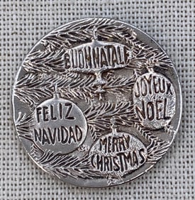 1975 Sterling Silver Bilingual F A O Christmas Greeting Medallion