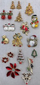 19 pc Vintage Christmas Winter Holiday Pin Collection