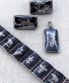 Vintage Siamese Etched Niello Mekela & Elephant Panel Sterling Silver Bracelet, Earrings and Pendant
