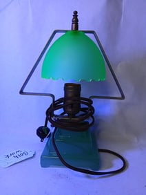 1930s Art Deco Jadeite Boudoir Lamp